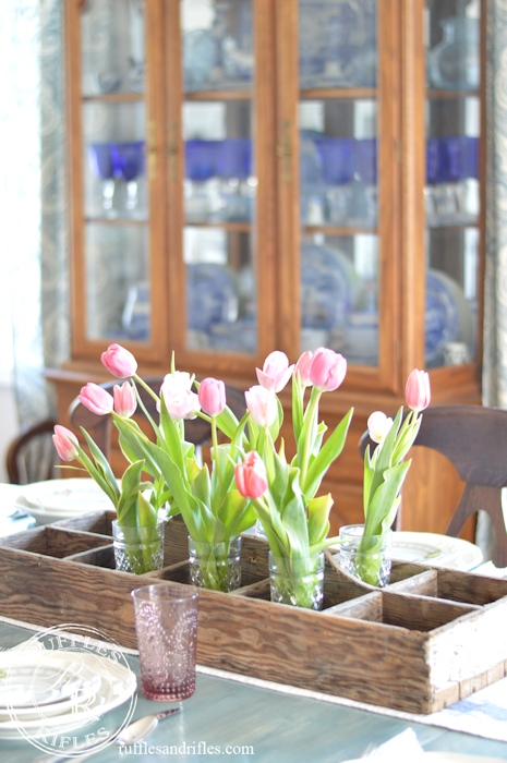 A Spring Table of Blush and Blue